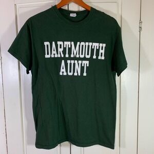 Dartmouth Aunt Graphic T-Shirt Mens Medium Green Heavy Cotton Gildan Crew Neck